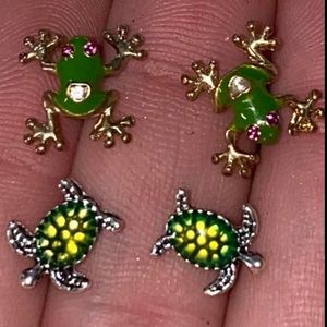 Betsy Johnson green and gold Frog and random turtle studs